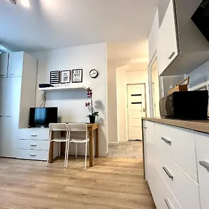 Place 2 Апартаменты Варшава
